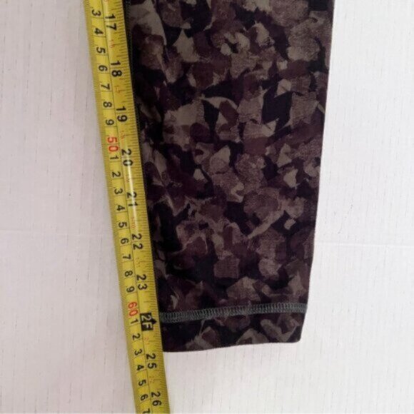 Lululemon  * Wunder Under Pant  Full-On Luon Roll Down EUC - Picture 6 of 14